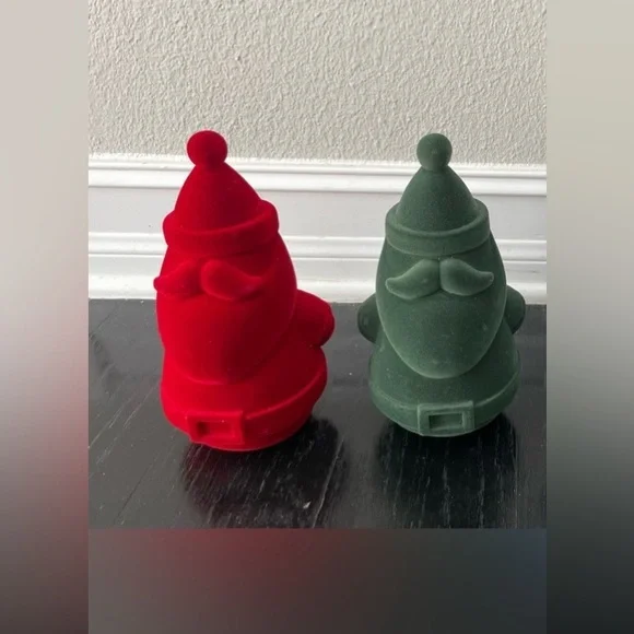 Wondershop Flocked Santas - Picture 1 of 6